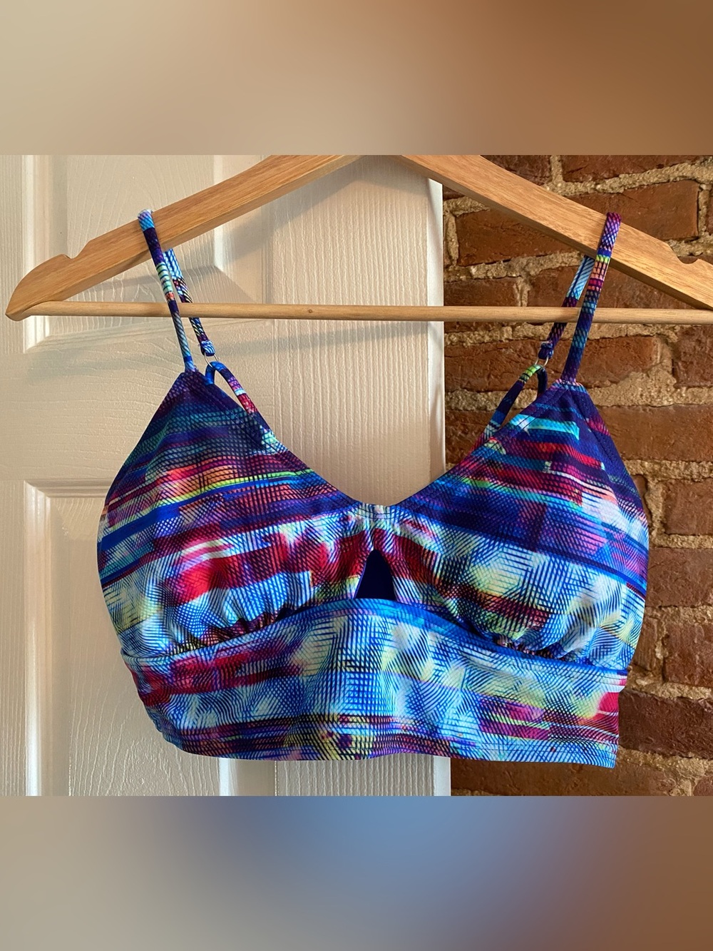 Athleta Redondo Keyhole Bikini Top